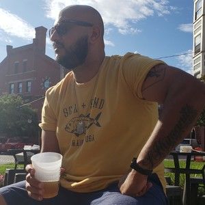 Meet your Posher, Karim